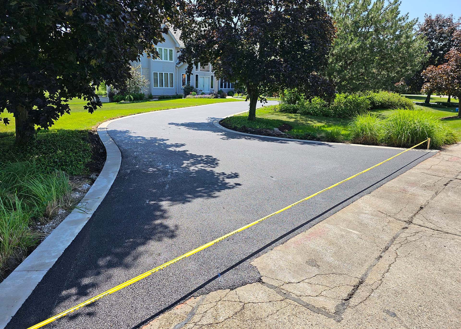 Asphalt Driveway Paving Company Carol Stream IL