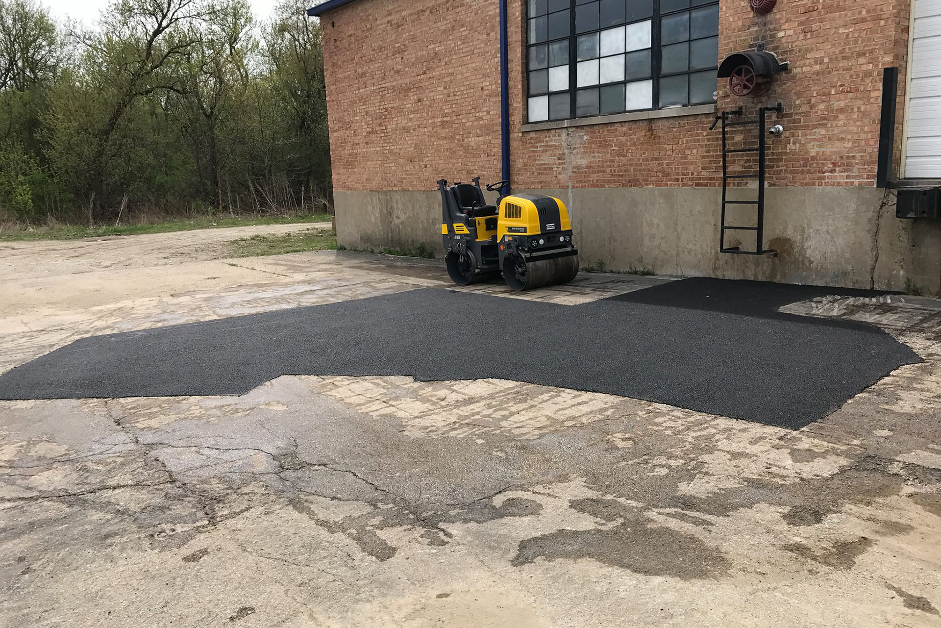 Carol Stream IL commercial asphalt patching
