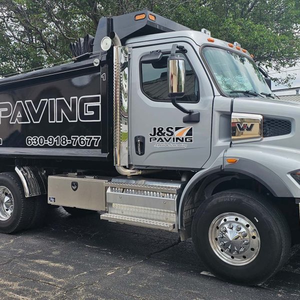 003 Residential And Commercial Asphalt Company Near You