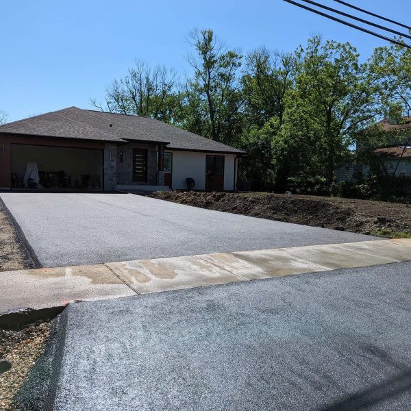 031 Residential And Commercial Asphalt Company Near You