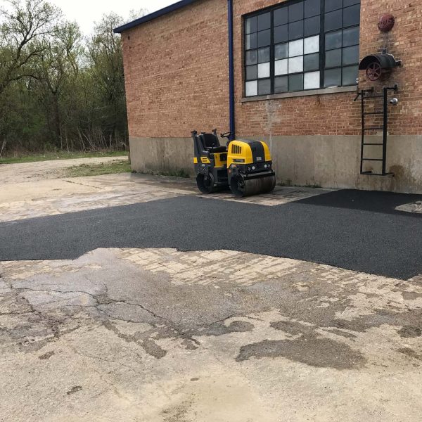 050 Residential And Commercial Asphalt Company Near You