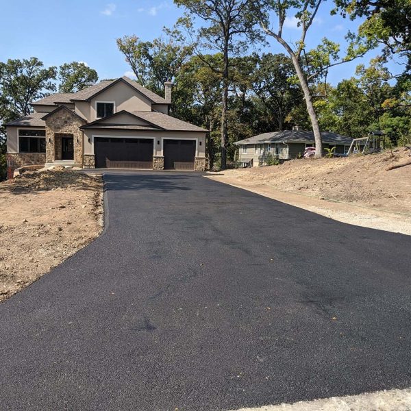 062 Residential And Commercial Asphalt Company Near You