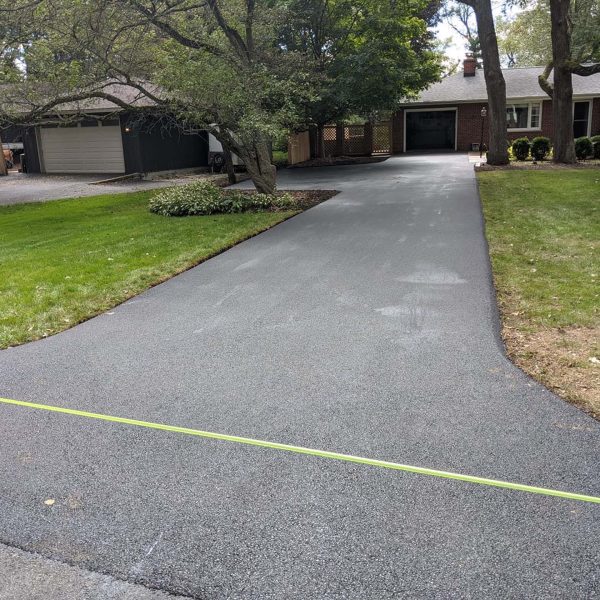 065 Residential And Commercial Asphalt Company Near You