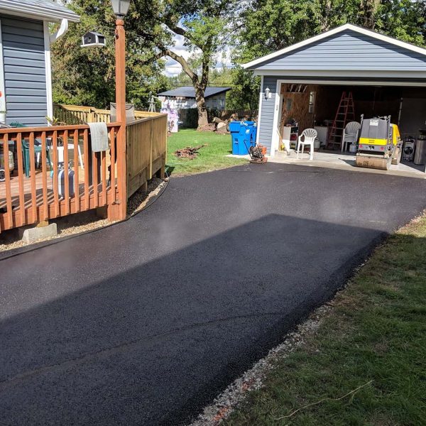 089 Residential And Commercial Asphalt Company Near You