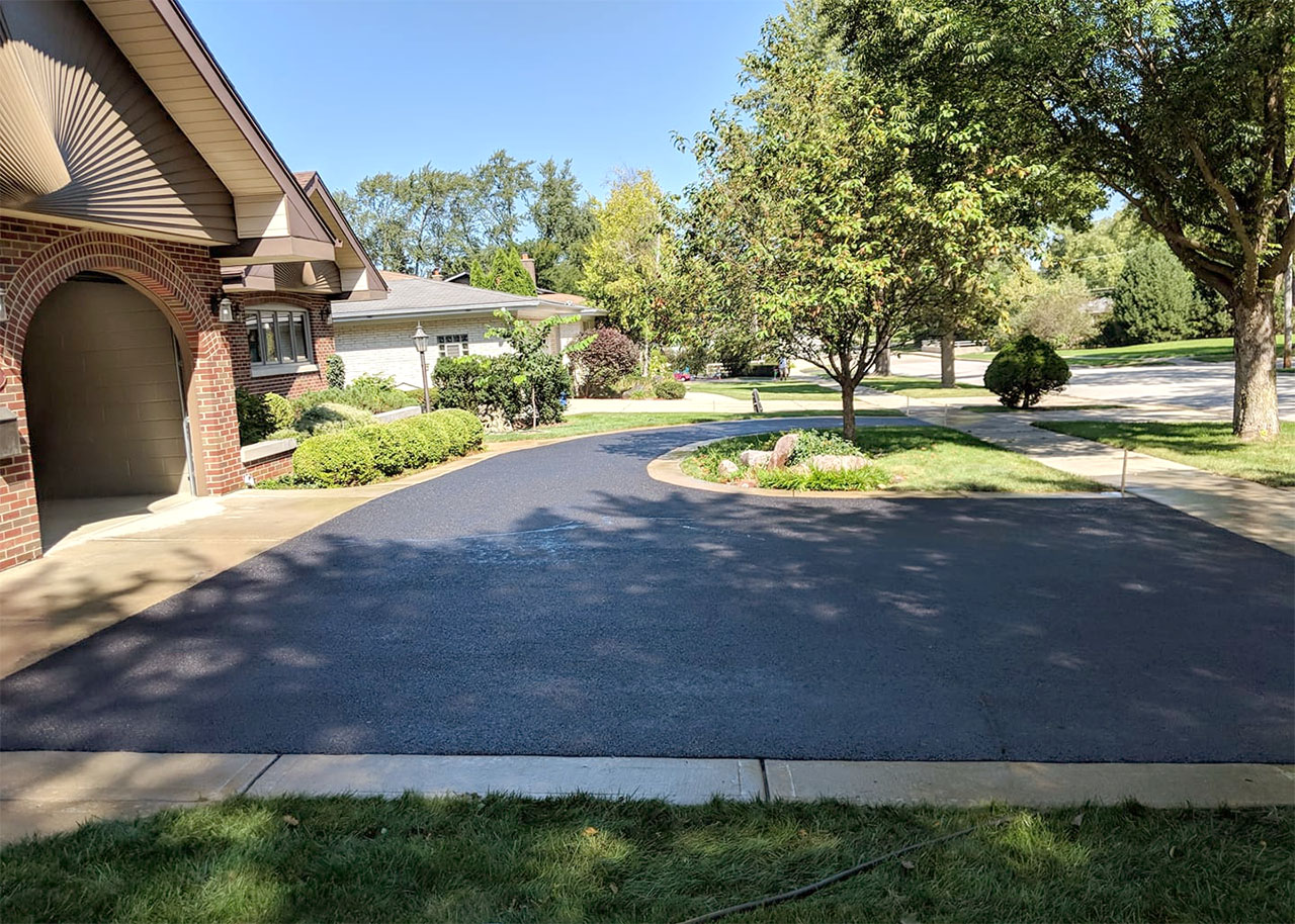 Residential Asphalt Paving Company Carol Stream Illinois
